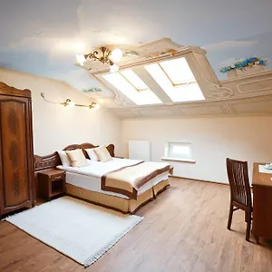 Mini-hotel 3*, Львов Украина